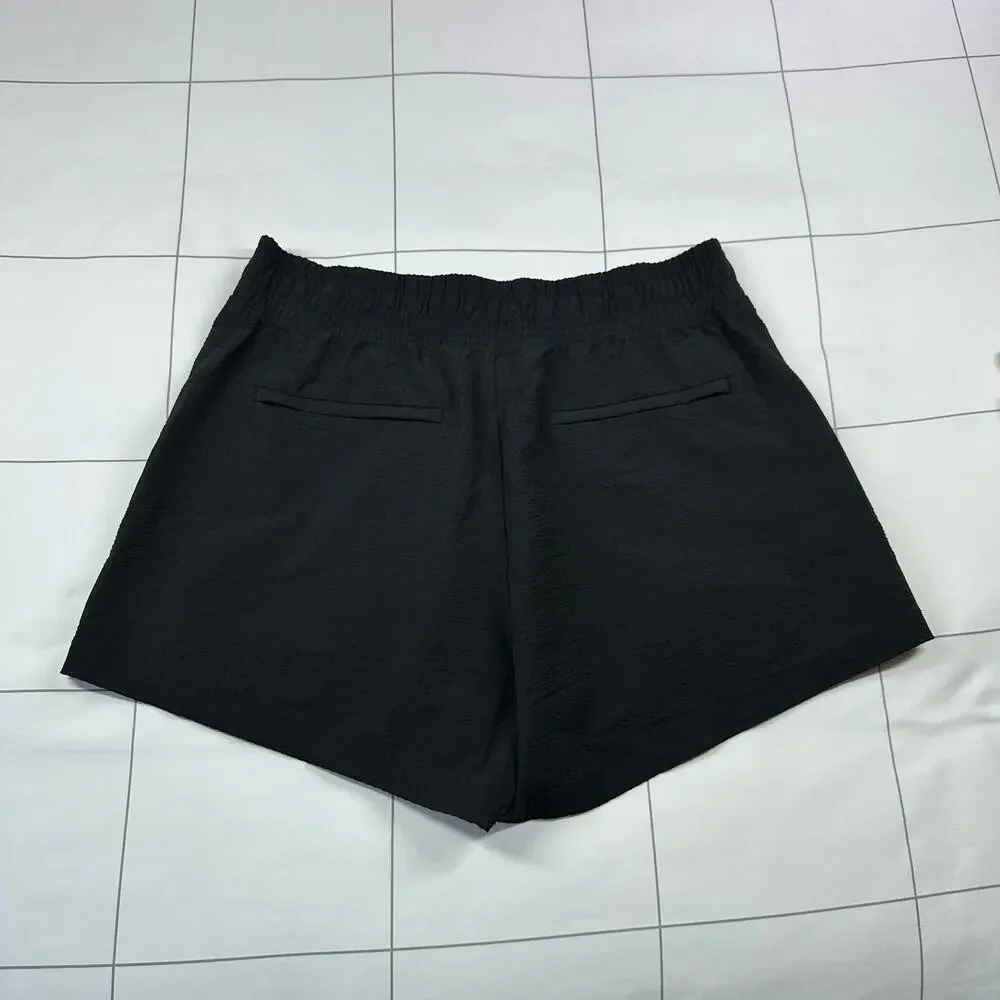 Athleta Shorts Womens 4 Black Textured Brooklyn Nylon Stretch Casual Athletic